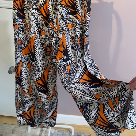 Two Piece Set - Picture 5 of 6